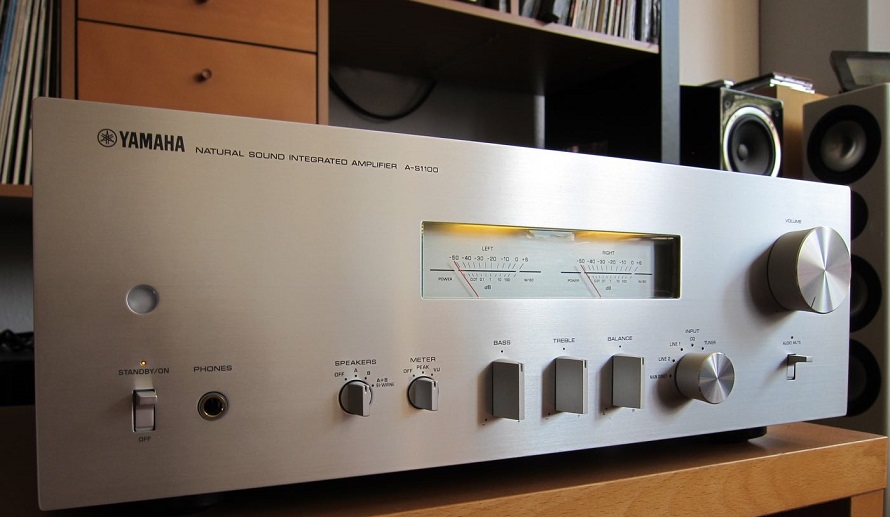 can mat truoc ampli Yamaha A-S1100