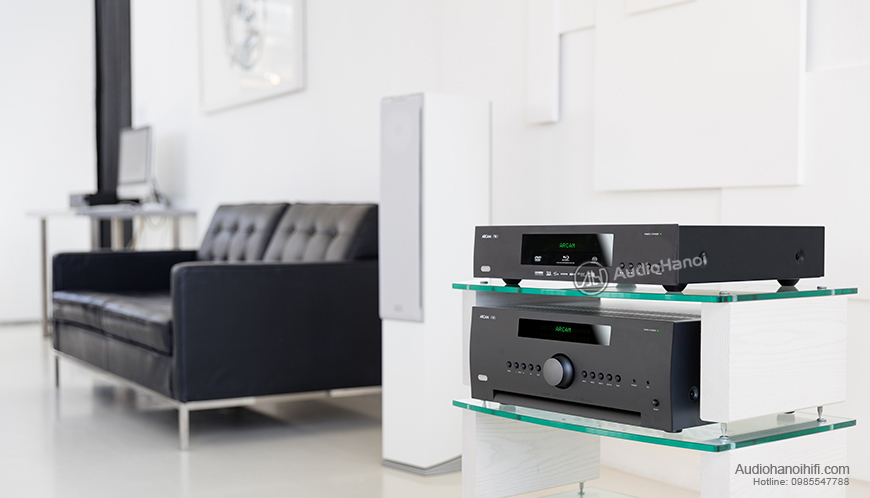 Arcam FMJ AVR550 trong bo dan
